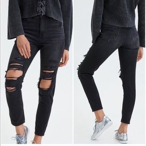 American Eagle High rise mom jeans